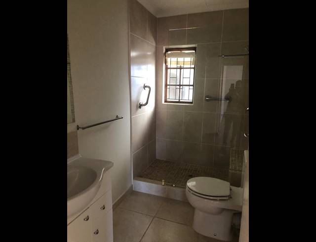 2 BEDROOM APARTMENT FOR SALE IN PRESTONDALE